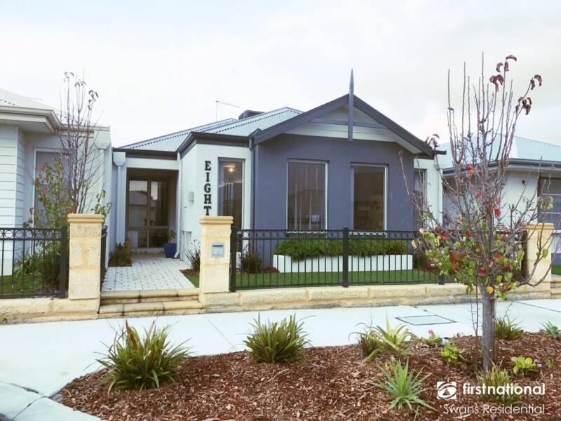 8 Kinlock Way, AVELEY, WA 6069 AUS