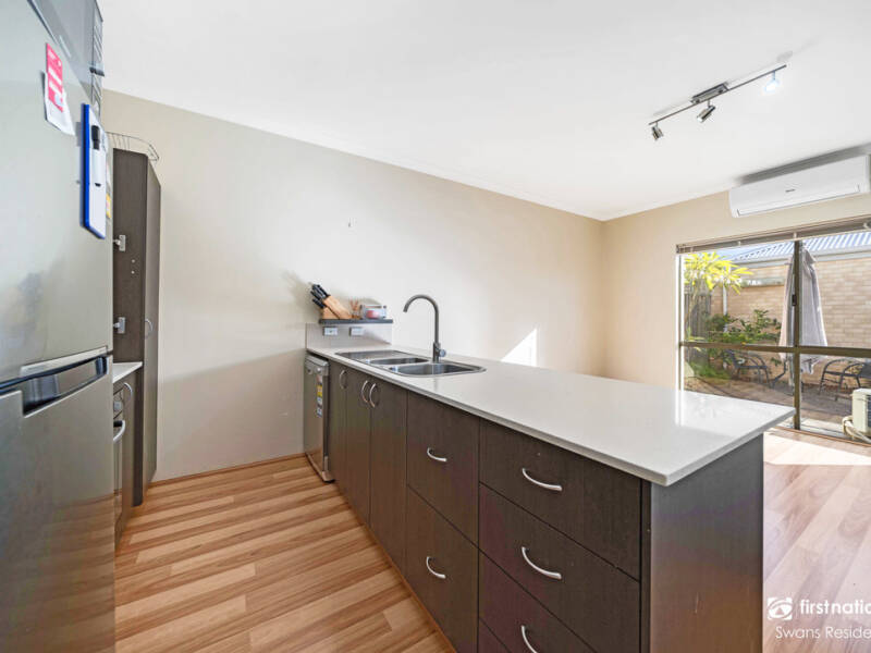 52 Maffina Parade, ELLENBROOK, WA 6069 AUS