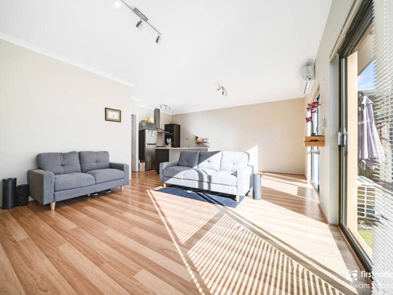 52 Maffina Parade, ELLENBROOK, WA 6069 AUS