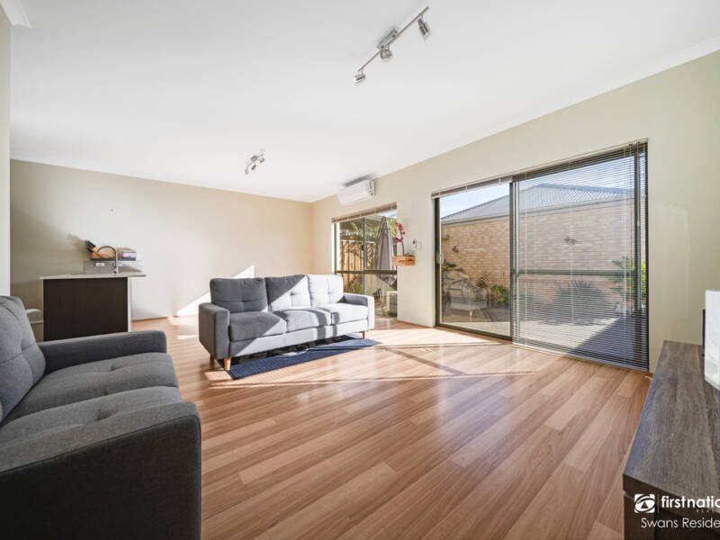 52 Maffina Parade, ELLENBROOK, WA 6069 AUS
