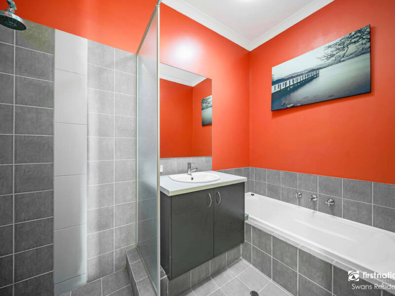 52 Maffina Parade, ELLENBROOK, WA 6069 AUS