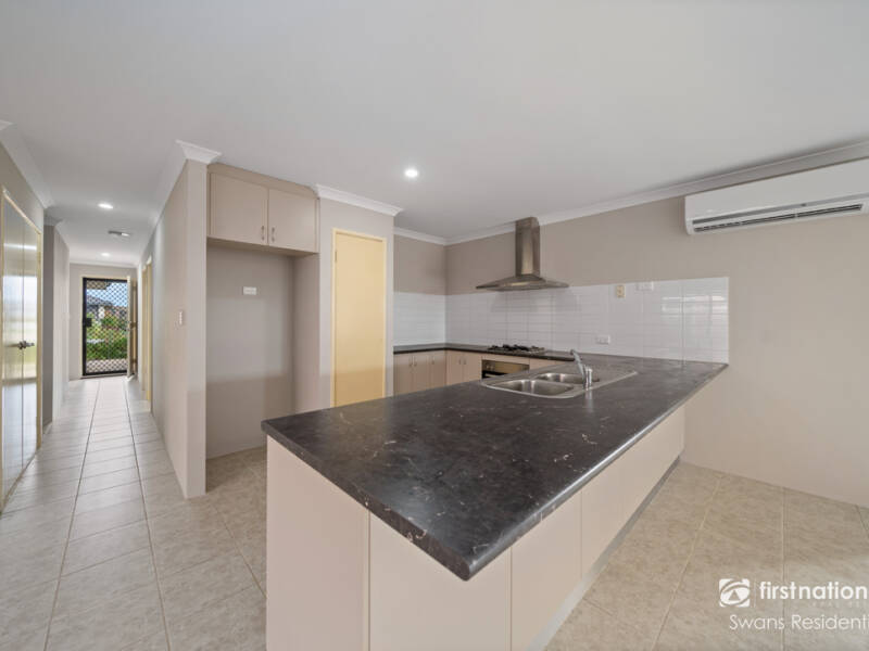 74 Delapre Drive, ELLENBROOK, WA 6069 AUS