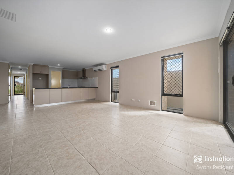 74 Delapre Drive, ELLENBROOK, WA 6069 AUS