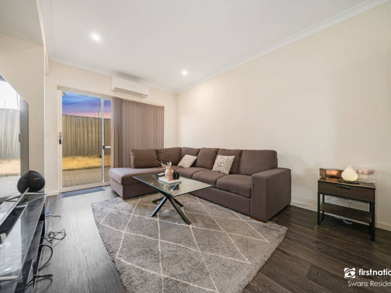 10 Gloucester Approach, BRABHAM, WA 6055 AUS