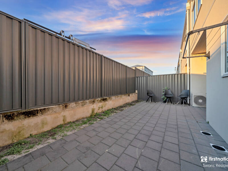 10 Gloucester Approach, BRABHAM, WA 6055 AUS
