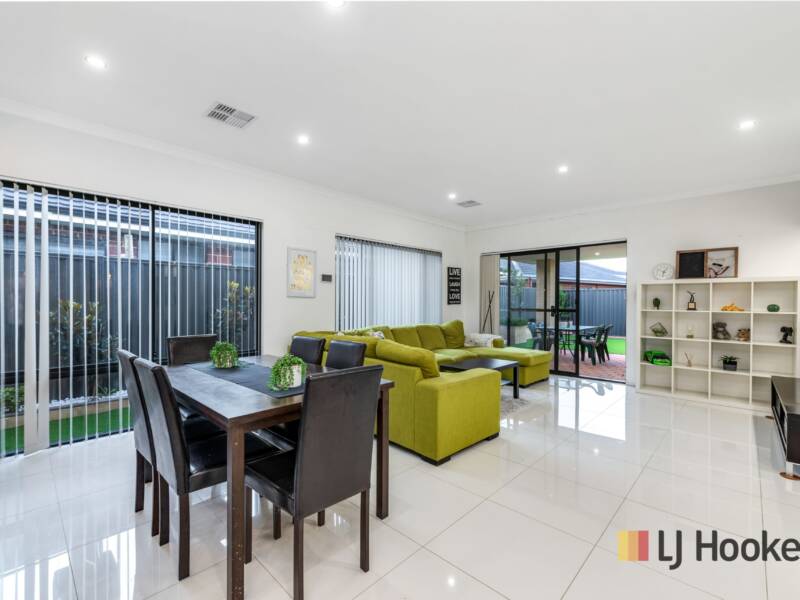 23 Cheyne Way, CAVERSHAM, WA 6055 AUS