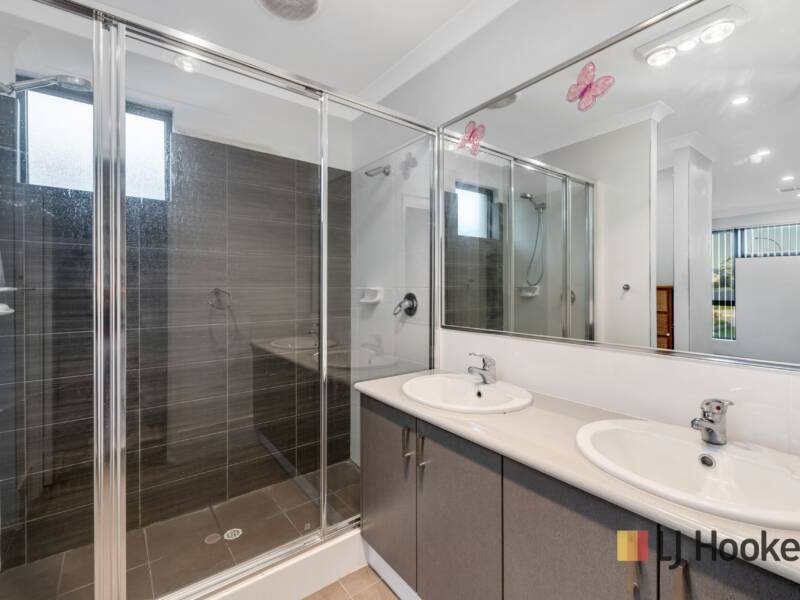 23 Cheyne Way, CAVERSHAM, WA 6055 AUS