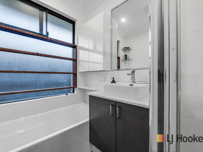 23 Cheyne Way, CAVERSHAM, WA 6055 AUS