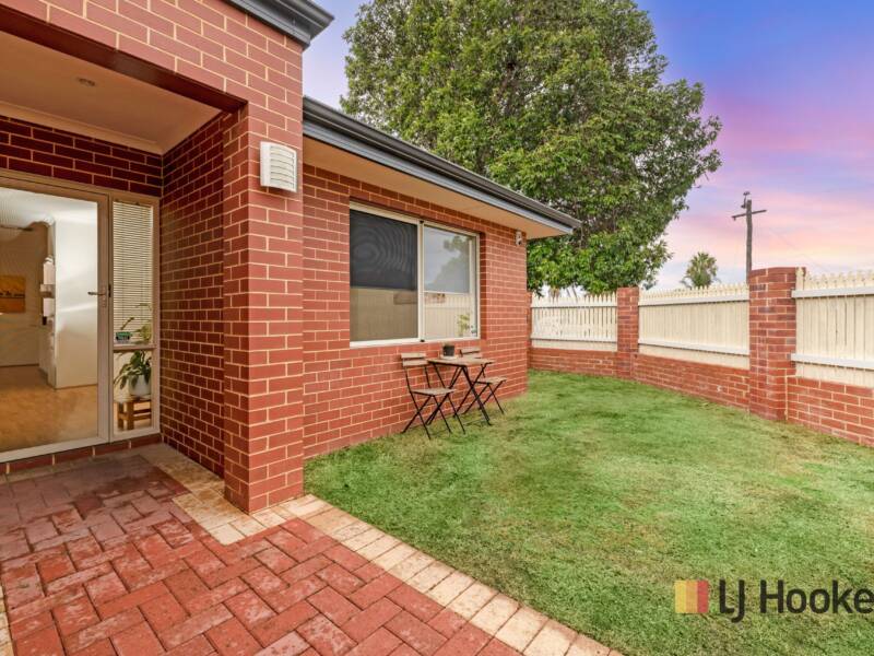 31 Dounley street, BALGA, WA 6061 AUS