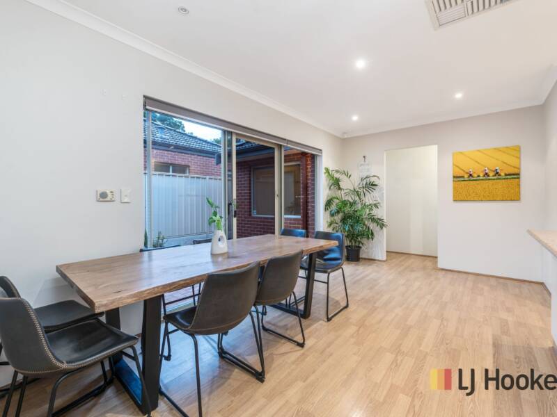 31 Dounley street, BALGA, WA 6061 AUS