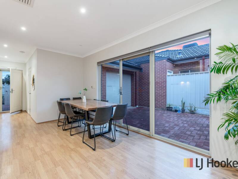 31 Dounley street, BALGA, WA 6061 AUS