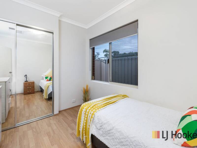 31 Dounley street, BALGA, WA 6061 AUS