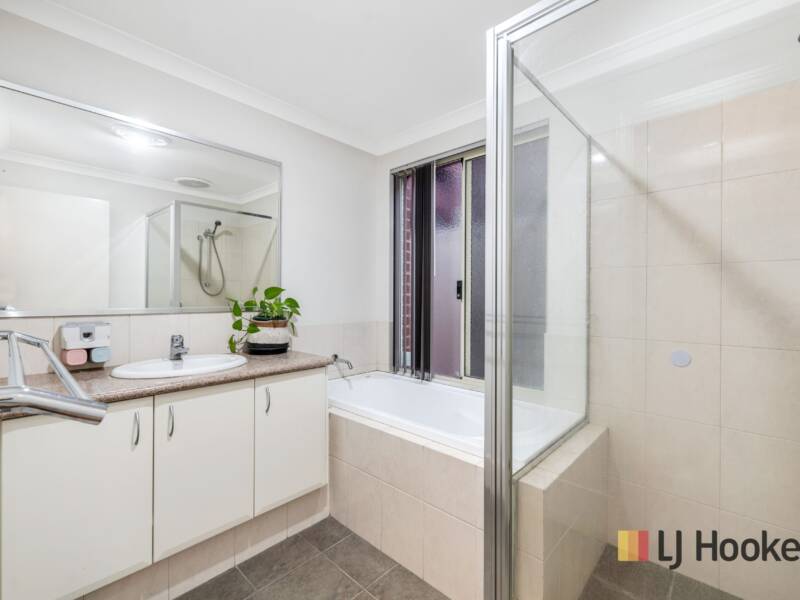 31 Dounley street, BALGA, WA 6061 AUS