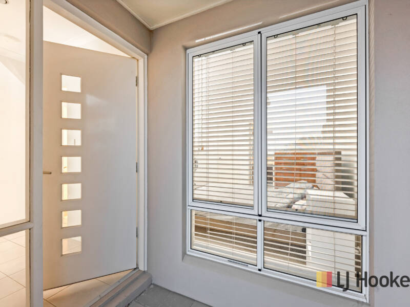 9 MACQUARIE BEND, ELLENBROOK, WA 6069 AUS