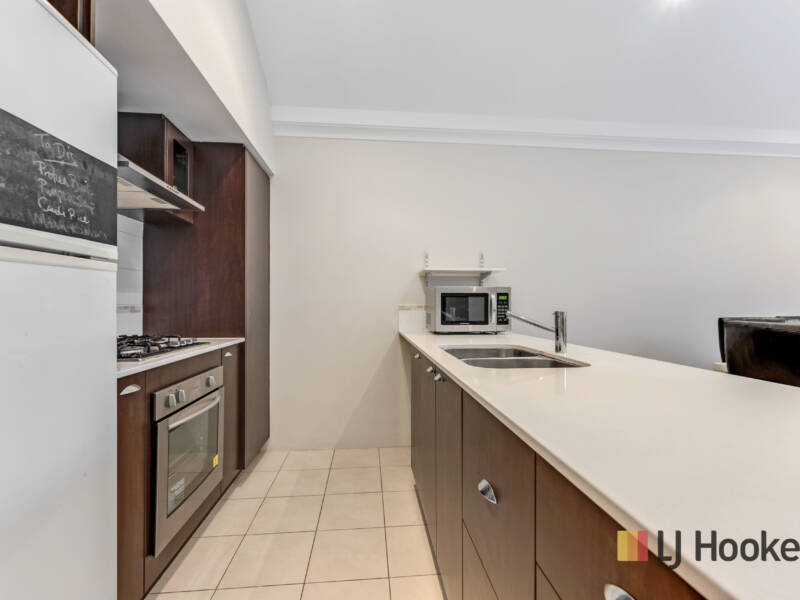 9 MACQUARIE BEND, ELLENBROOK, WA 6069 AUS