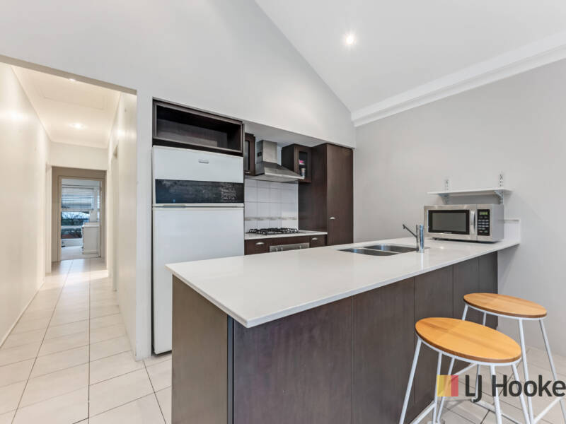 9 MACQUARIE BEND, ELLENBROOK, WA 6069 AUS