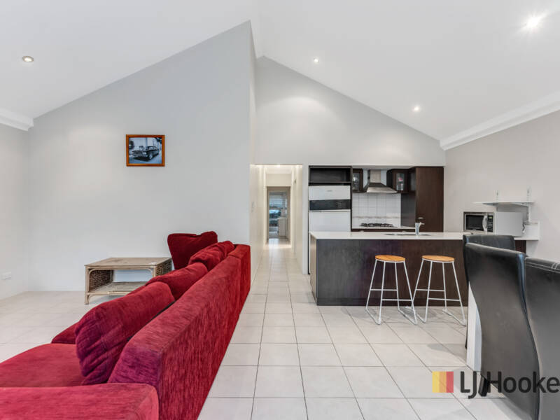 9 MACQUARIE BEND, ELLENBROOK, WA 6069 AUS