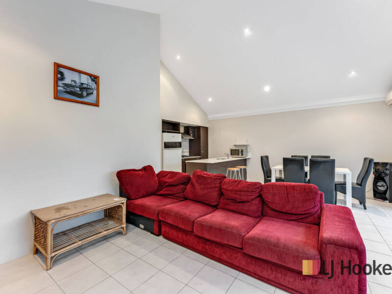 9 MACQUARIE BEND, ELLENBROOK, WA 6069 AUS