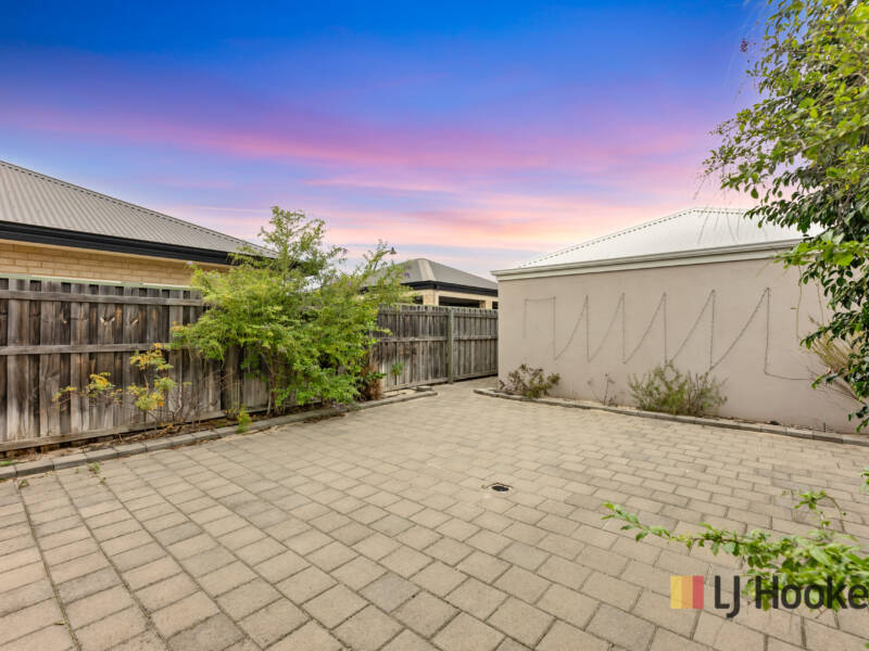9 MACQUARIE BEND, ELLENBROOK, WA 6069 AUS