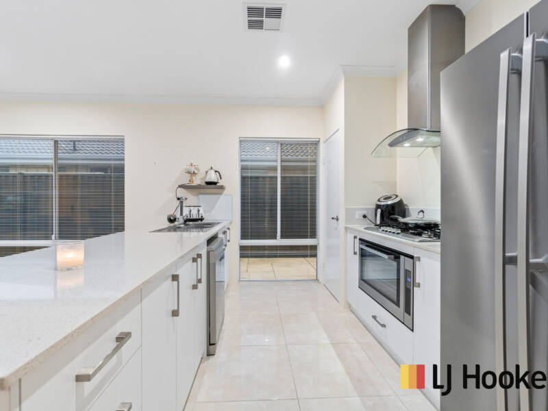 411 Woollcott Avenue, BRABHAM, WA 6055 AUS