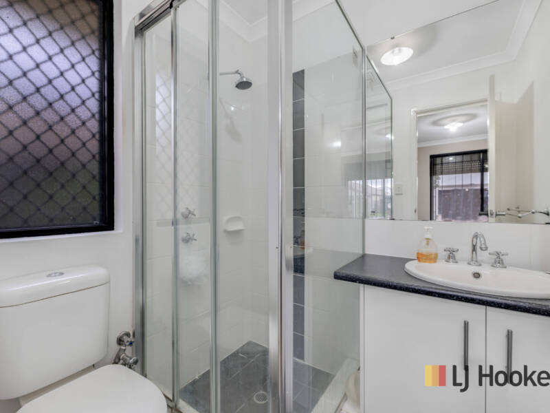 11 LIGADO AVENUE, AVELEY, WA 6069 AUS
