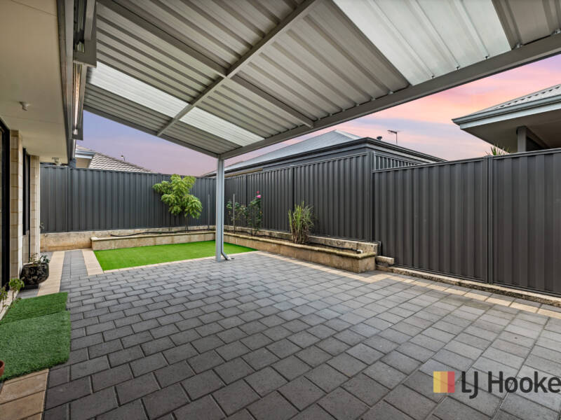 11 LIGADO AVENUE, AVELEY, WA 6069 AUS