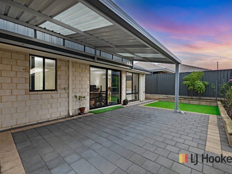 11 LIGADO AVENUE, AVELEY, WA 6069 AUS