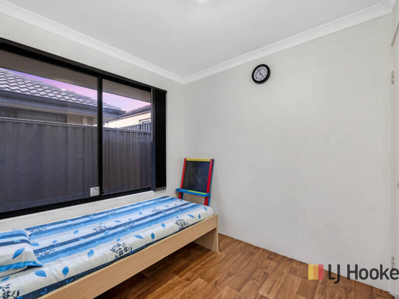 11 LIGADO AVENUE, AVELEY, WA 6069 AUS