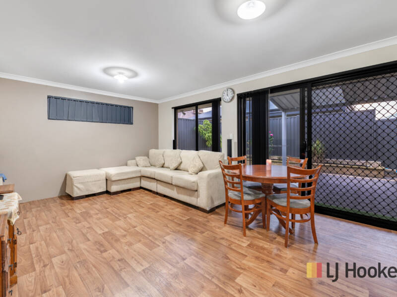 11 LIGADO AVENUE, AVELEY, WA 6069 AUS