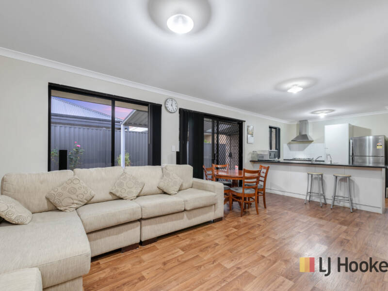 11 LIGADO AVENUE, AVELEY, WA 6069 AUS