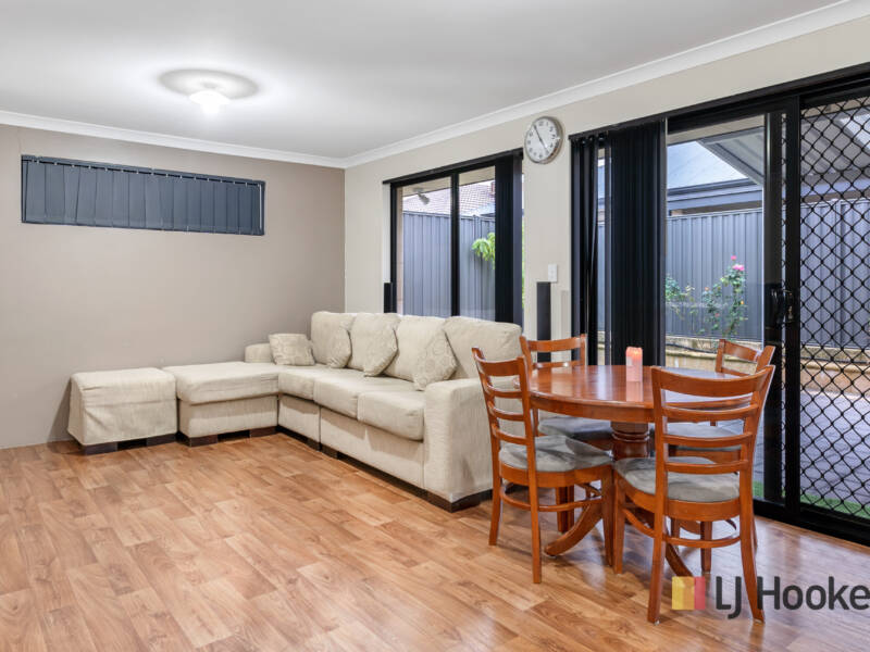 11 LIGADO AVENUE, AVELEY, WA 6069 AUS
