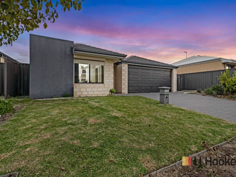11 LIGADO AVENUE, AVELEY, WA 6069 AUS