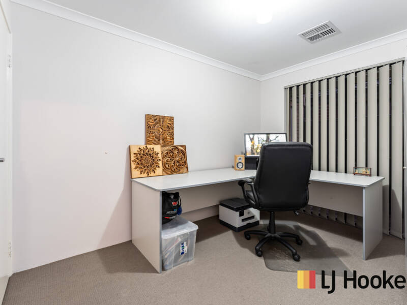 8 Minikin Drive, AVELEY, WA 6069 AUS