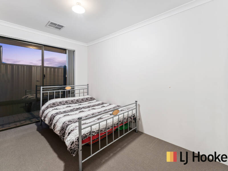 8 Minikin Drive, AVELEY, WA 6069 AUS