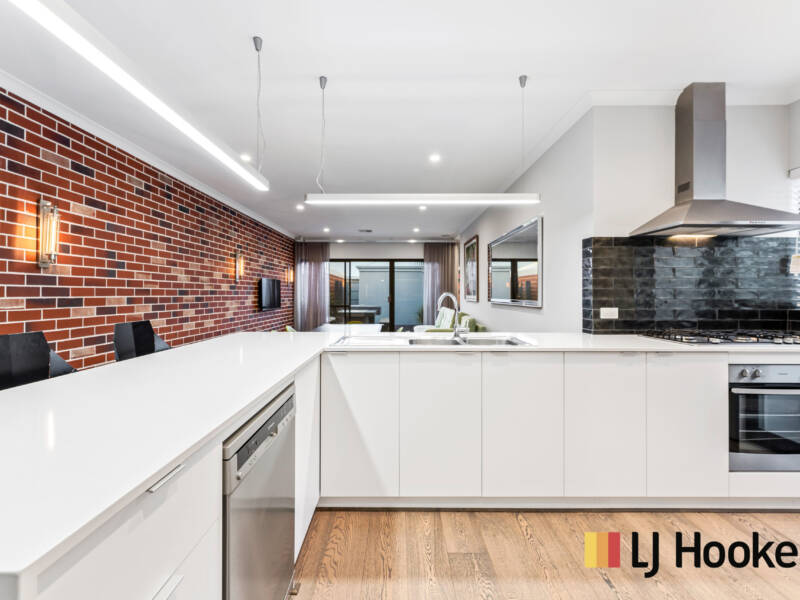 65 Trethowan Promenade, ALKIMOS, WA 6038 AUS