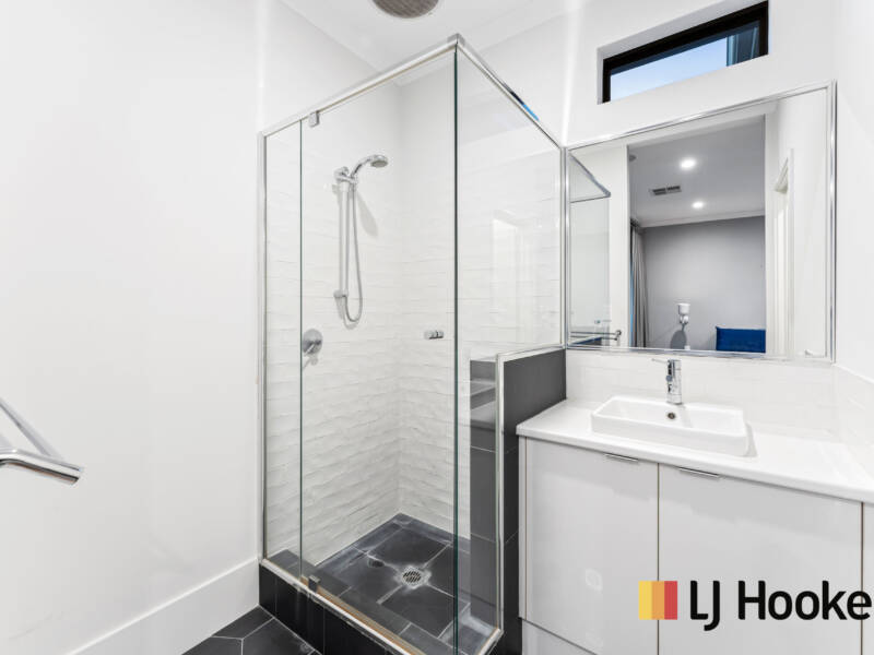 65 Trethowan Promenade, ALKIMOS, WA 6038 AUS