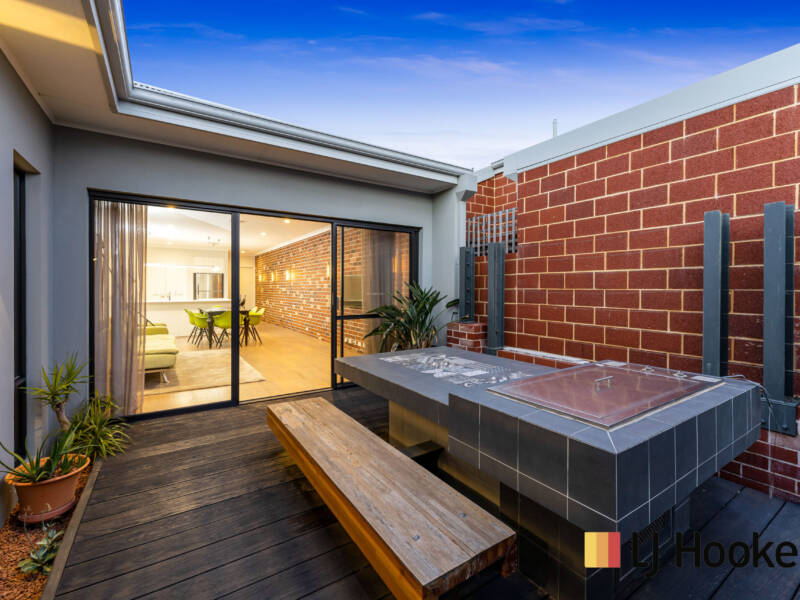 65 Trethowan Promenade, ALKIMOS, WA 6038 AUS