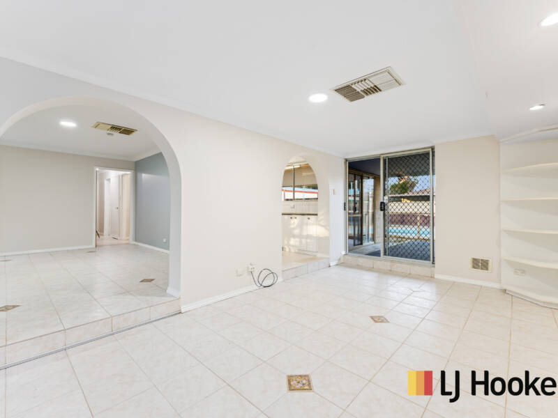 1 Namoi Place, ARMADALE, WA 6112 AUS