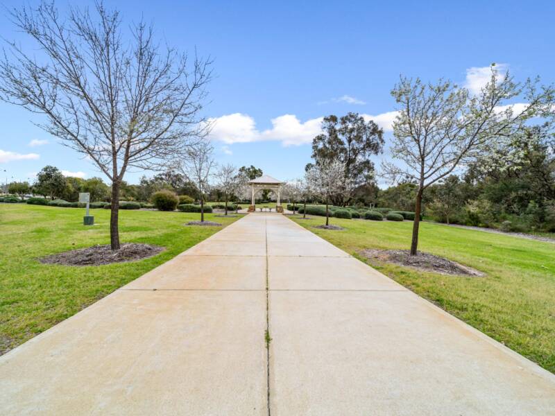 243 Millhouse Road, AVELEY, WA 6069 AUS