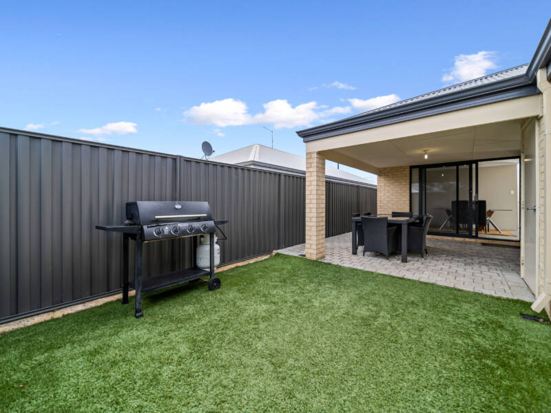 243 Millhouse Road, AVELEY, WA 6069 AUS