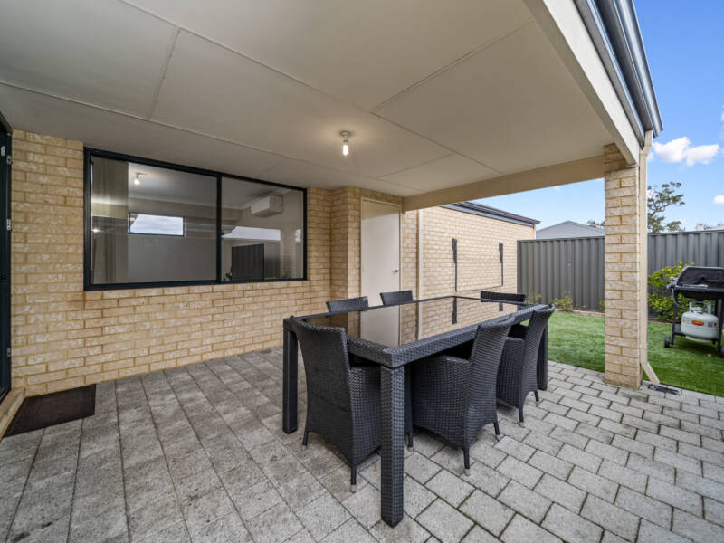 243 Millhouse Road, AVELEY, WA 6069 AUS
