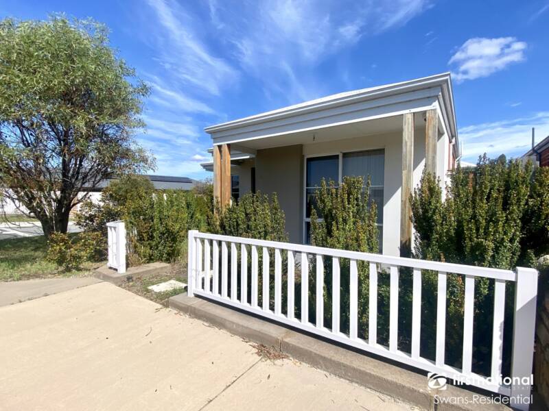 199 Dalmilling Drive, ELLENBROOK, WA 6069 AUS