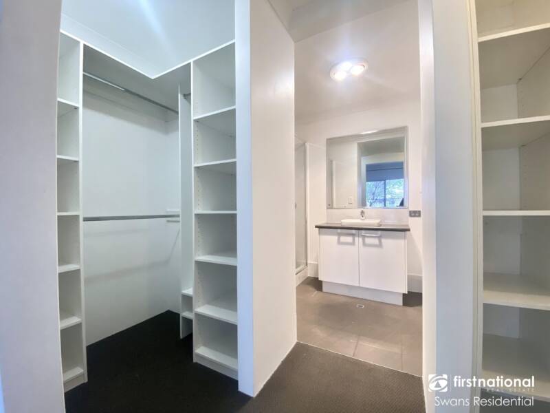 199 Dalmilling Drive, ELLENBROOK, WA 6069 AUS