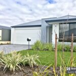 12 Swithland Way, AVELEY, WA 6069 AUS