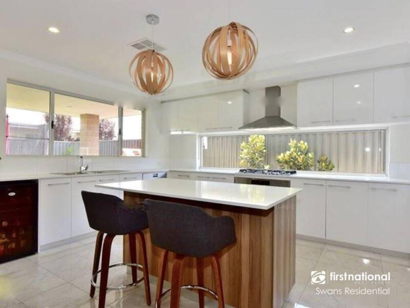 9 Tangara Street, AVELEY, WA 6069 AUS