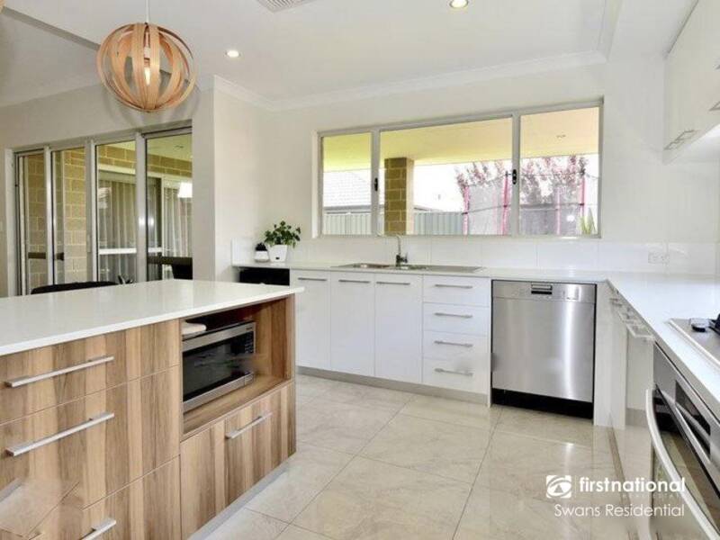 9 Tangara Street, AVELEY, WA 6069 AUS