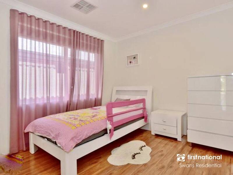 9 Tangara Street, AVELEY, WA 6069 AUS