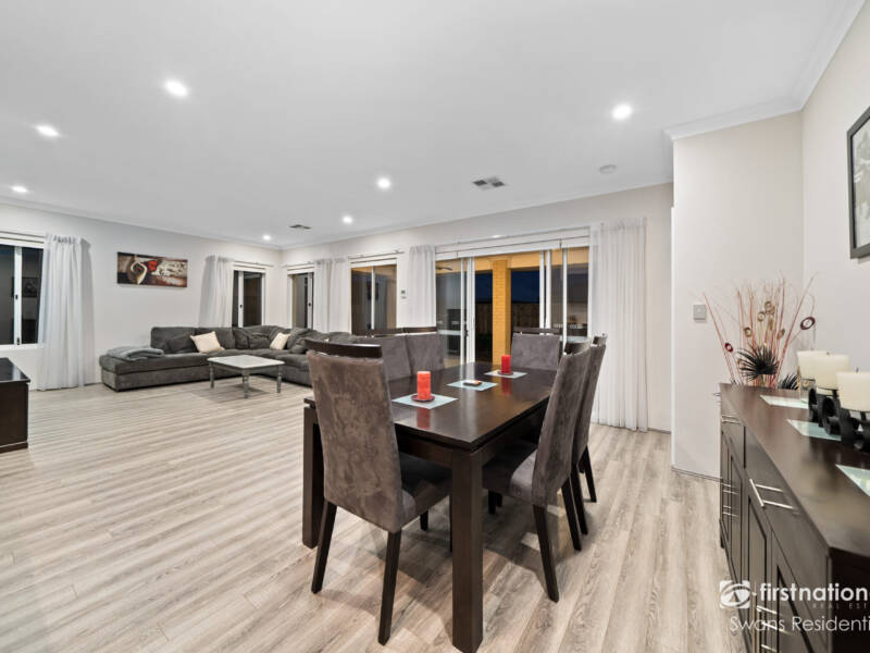 12 Ridsdale Road, ELLENBROOK, WA 6069 AUS