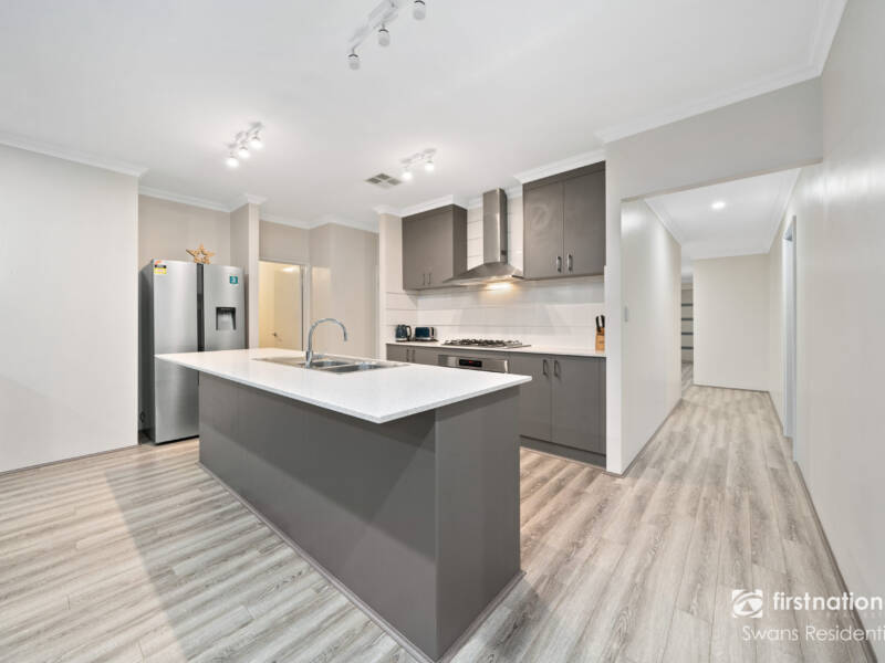 12 Ridsdale Road, ELLENBROOK, WA 6069 AUS