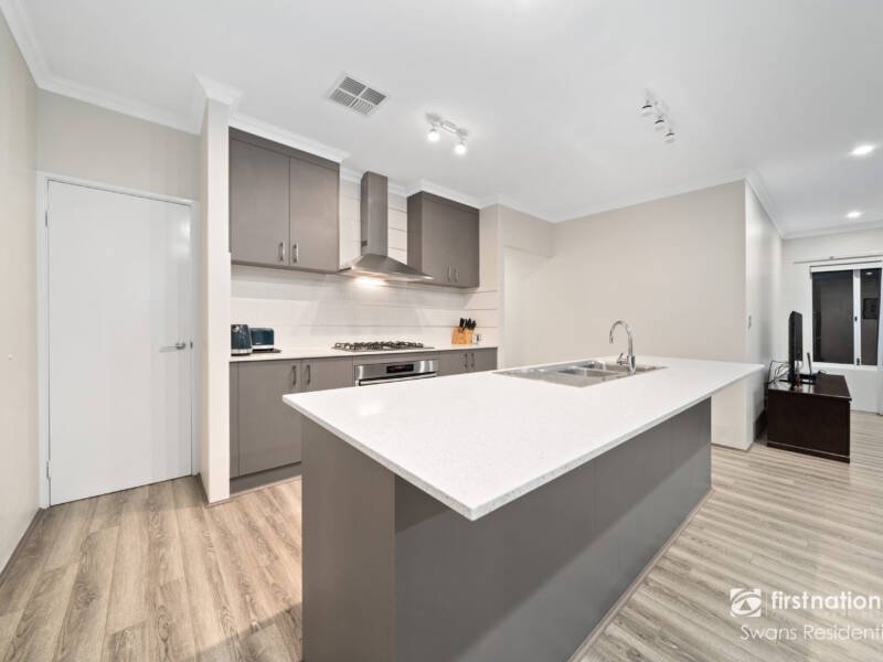 12 Ridsdale Road, ELLENBROOK, WA 6069 AUS